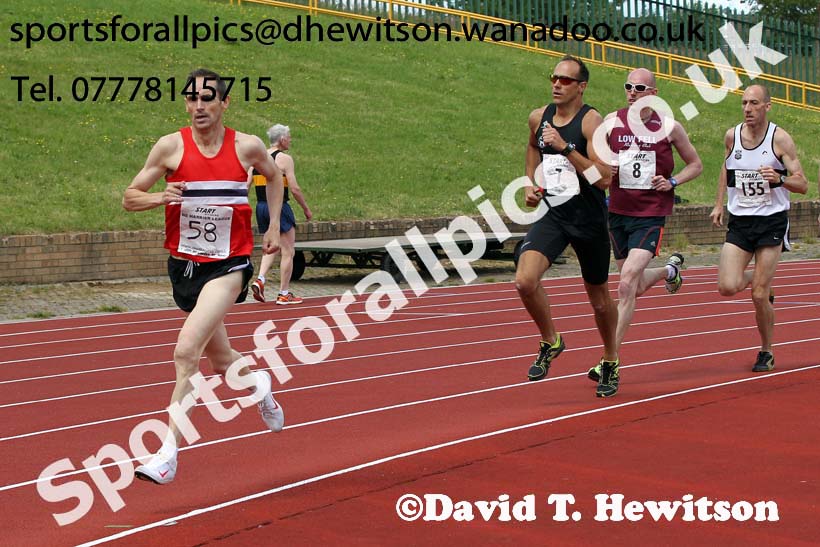1500 metres, North East Masters Champs, Monkton Stadium,  Jarrow. Photo: David T. Hewitson/Sports for All Pics
